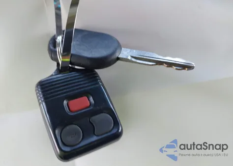 2003 Ford Explorer Sport Trac Xls/Xlt z USA, uszkodzony, nr VIN 1FMZU67EX3UB37102